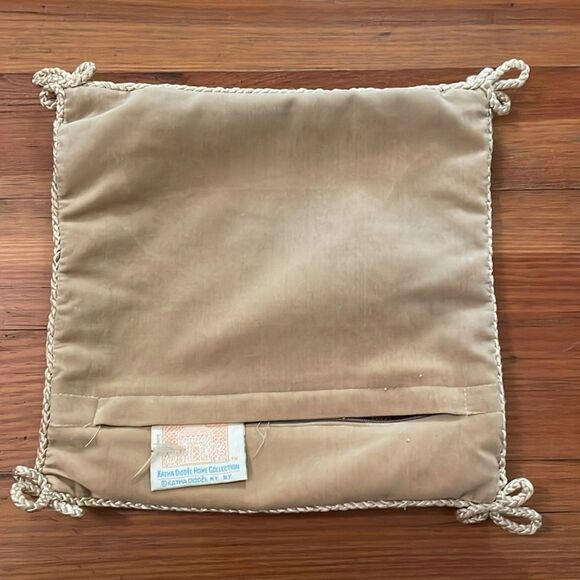 Katha Diddel Home Collection Animal Birthday Party Needlepoint Pillow 10x10 - Picture 8 of 8